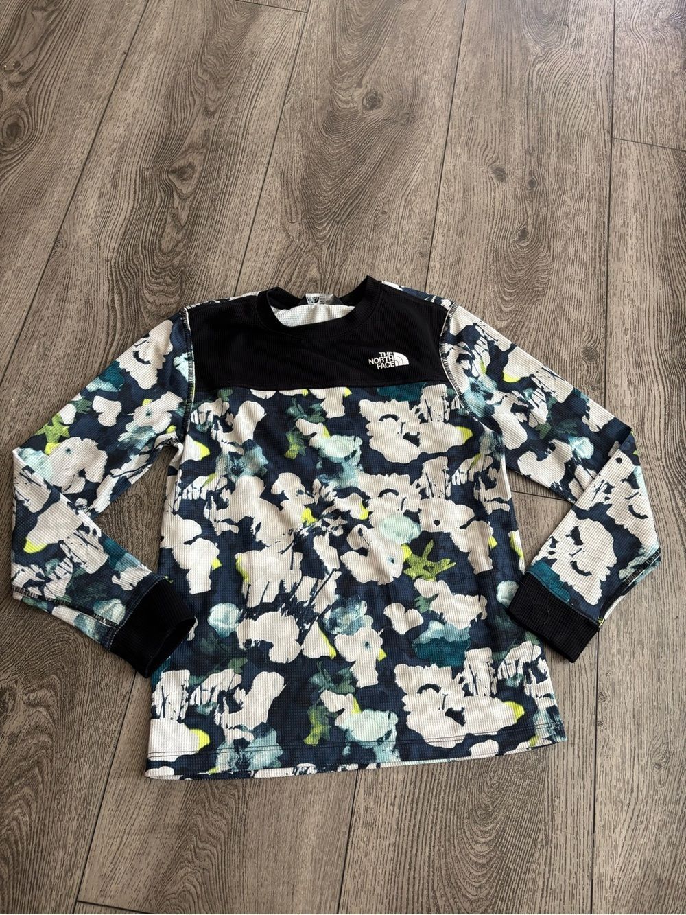 The North Face Kids Long Sleeve Floral-Print Top - Navy, White, Teal & Lime
